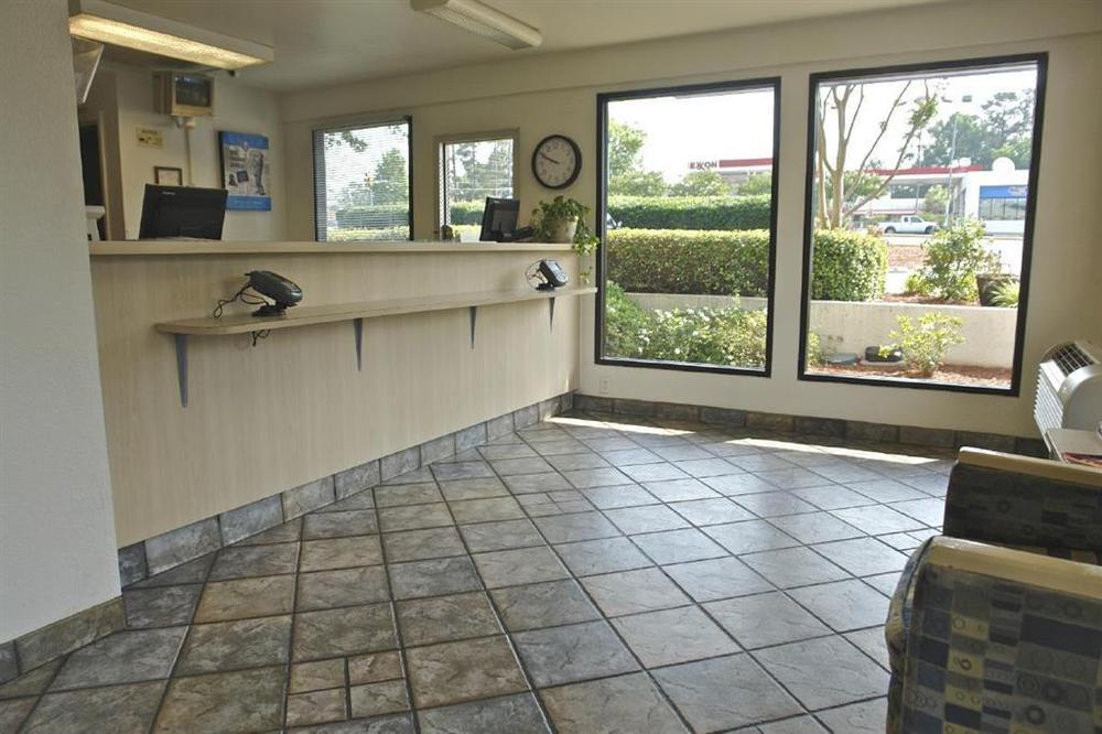 Motel 6-Columbia, Sc - West Интерьер фото